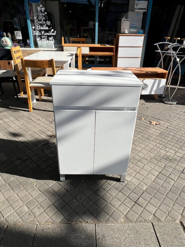 Mueble Multiuso Para Microondas. 2 Puertas, 1 Cajon 90 X 58