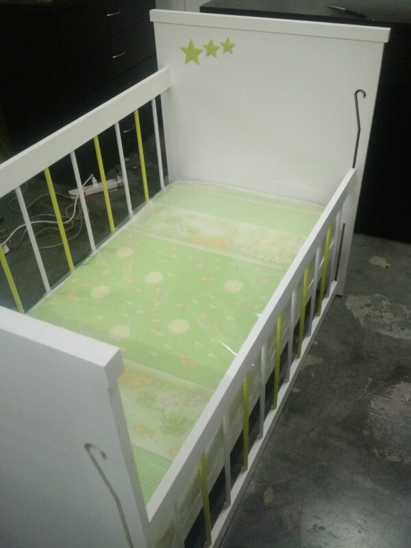 D_637393-MLA27206335410_042018-F.jpg Cuna Roll Con Baranda Deslizables. Melamina- Cod. 540