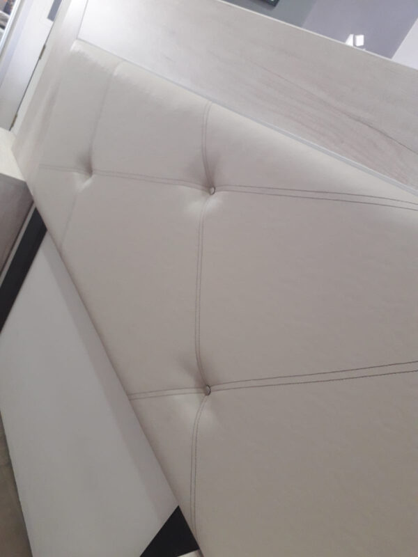 Respaldo Para Sommier Tapizado- Borde De Madera- Kendor