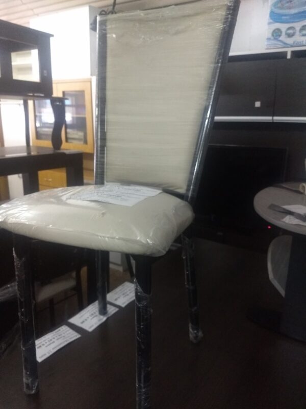 D_674249-MLA29460014264_022019-F.jpg Sillas Caño Reforzada. Paris C- Resp Tapiz. Caño Pintado