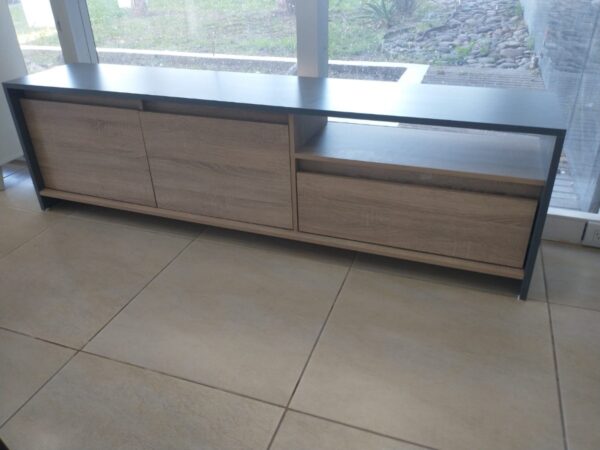 Mesa Rack Tv/ Led 80 Niza. 180 X 51 X 35- 2 Ptas, 1 Cajon