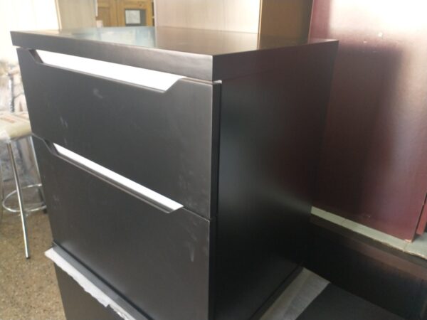 Mesa De Luz Laqueada Con 2 Cajones Corred. - Duna- 55-57-38