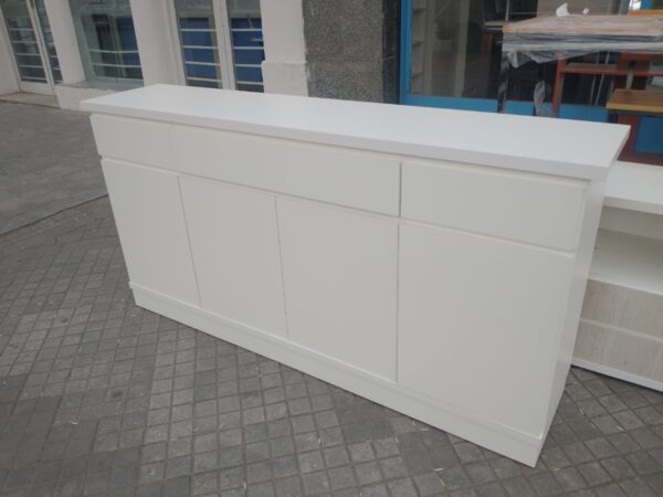 Bahiut Vajillero Melamina 1.80 X 0.90 4 Puertas 3 Cajones