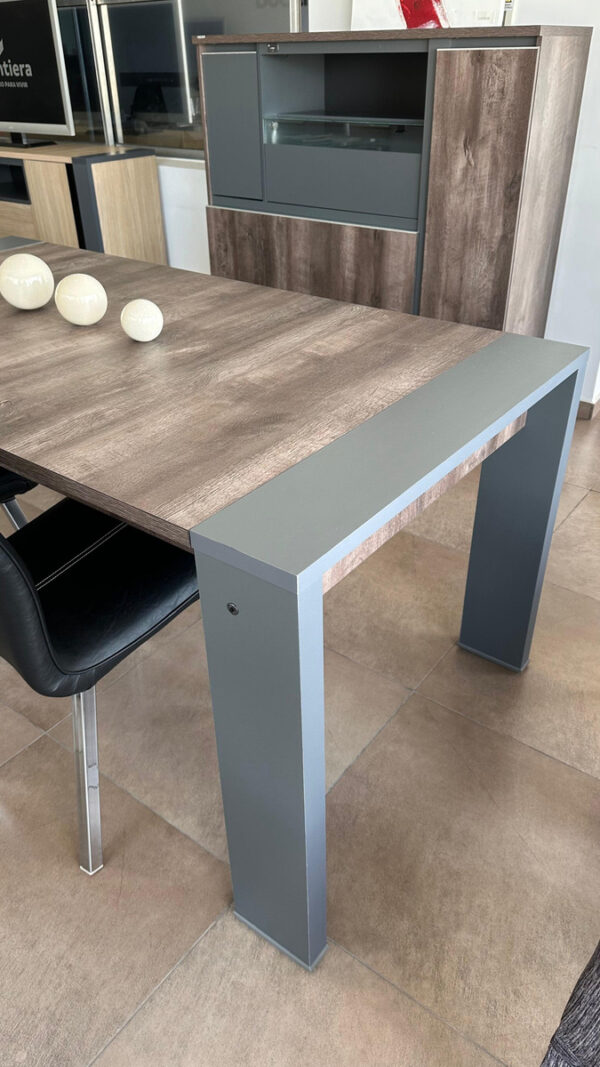 Bahiut Vajillero Dynamic 135 X 135 Con Usb, Cajones Puertas