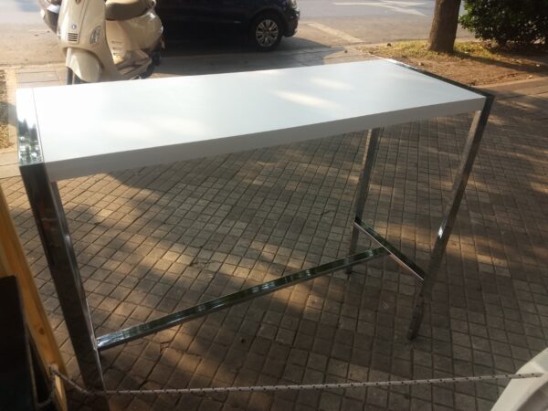 Mesa Barra Desayunador. Tapa Melamina Base Cromada 120 X 45.
