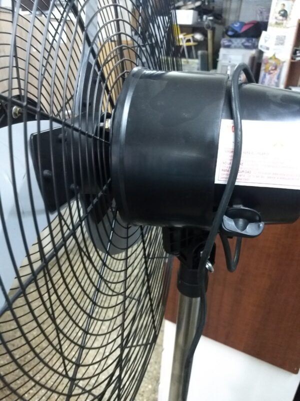 D_722973-MLA33082931237_122019-F.jpg Ventilador Industrial 26 Paletas Metálicas- De Pie