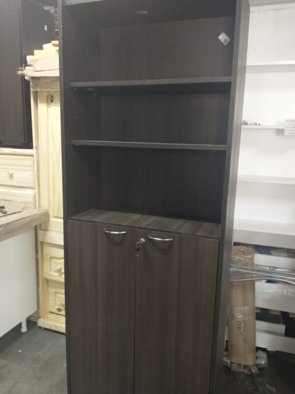 Biblioteca Piro 929 Clásica 6 Estantes 2 Puertas