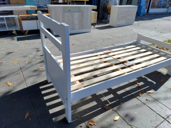 Cama 1 Plaza 0.80 Mts- Pino Lustrado- Cod. 202- Pacifico