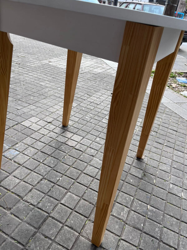 D_751194-MLA77032957635_062024-F.jpg Mesa Cocina Comedor Redonda Norway 0.90 Mts. Pino Lustrado