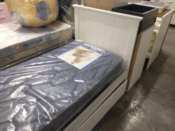 D_770991-MLA42763227108_072020-F.jpg Cama 1 Plaza Laqueada Elegante - Con Mesa De Luz- Cod. 800