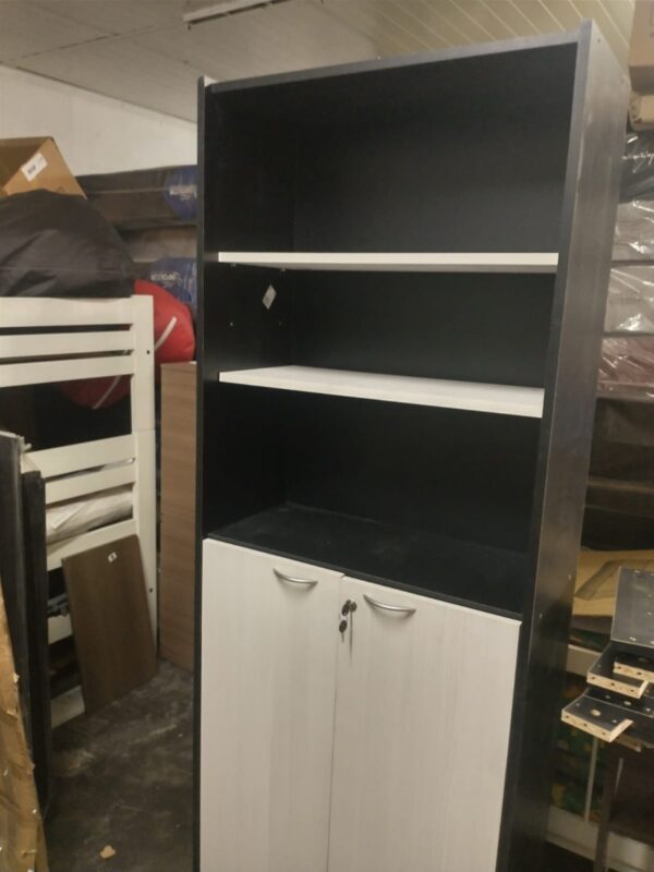 Biblioteca Piro 929 Clásica 6 Estantes 2 Puertas