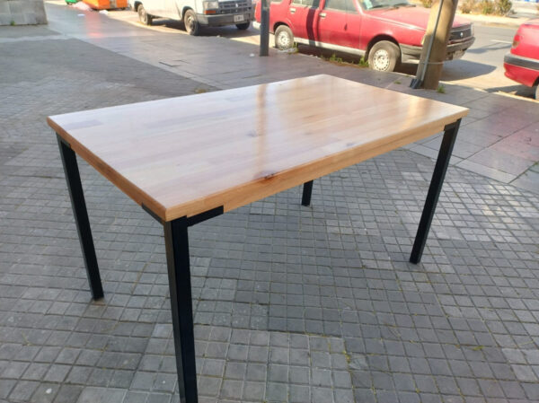 Mesa Cocina Comedor 1.40 X 80. Tapa Paraiso Base De Caño 4 P