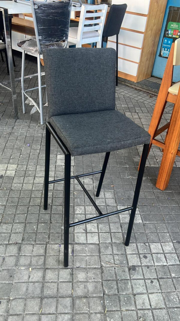 Banqueta Taburete Caño Pintado Asieno Y Resp. Tapiz. Modena