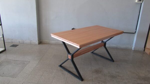 Mesa Cocina Comedor Lustrada Paraiso Base De Caño Cruz 1.60