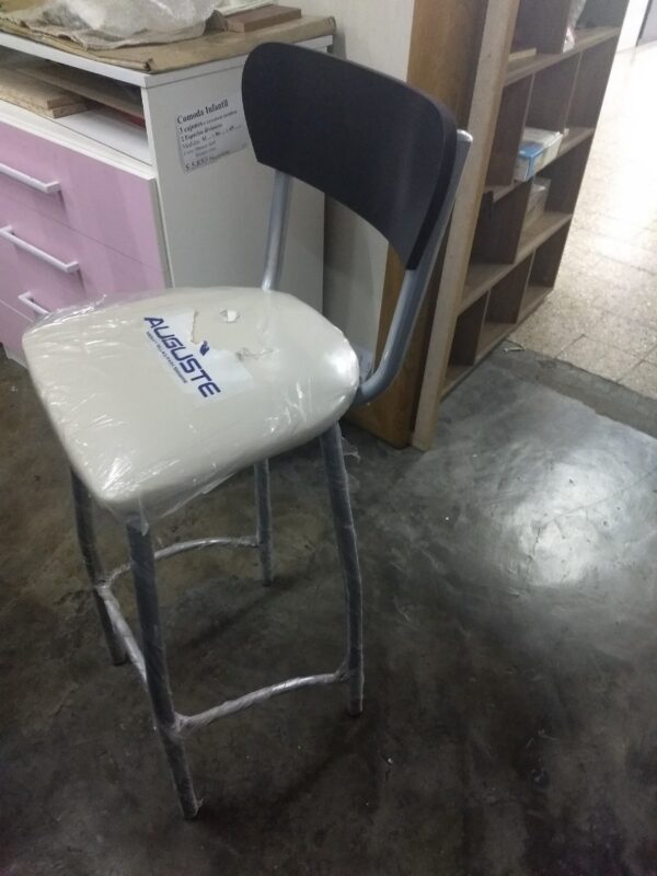 D_840656-MLA28247412899_092018-F.jpg Taburete Banqueta Alta. Asiento Tapizado- Respaldo Madera