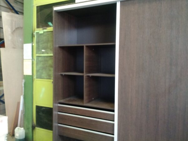 Ropero Placard Vestidor 180 X 220 X 58. Melamina Alu1 800