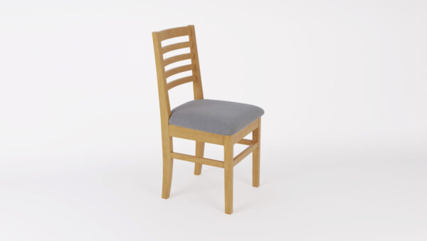 Silla Pacifico. Pino Lustrada. Asiento Tapizado Respaldo Mad