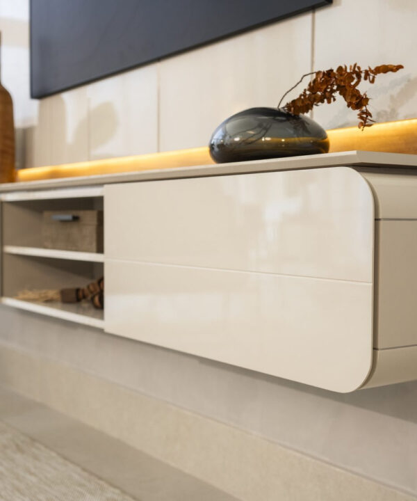 D_878827-MLA85295484816_062025-F.jpg Panel Para Tv Led 75 Zurich Linea Brasil 2.00 X 173