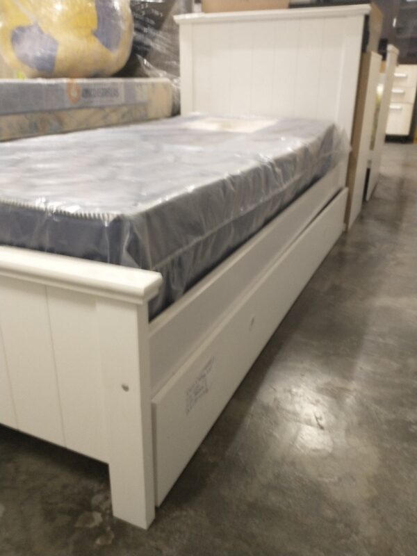 Cama 1 Plaza 190 X 80. Mdf Laqueada Elegante - Cod. 800