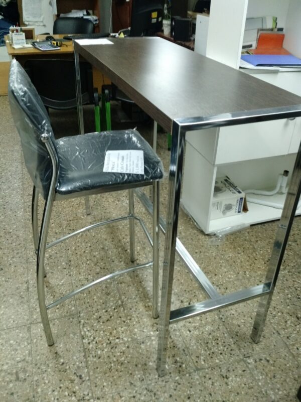 Mesa Barra Desayunador. Tapa Melamina Base Cromada 120 X 45.