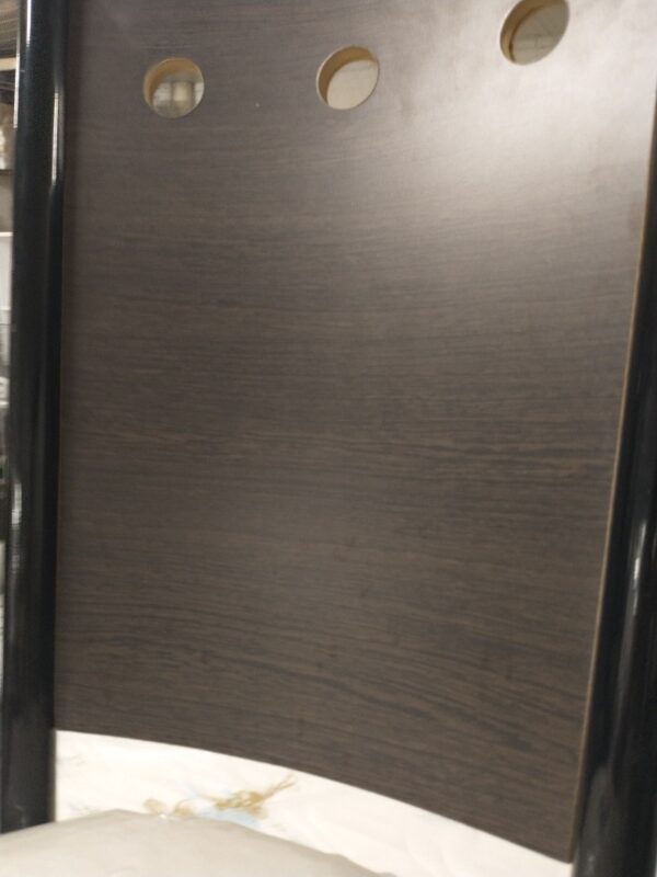 Sillas Caño Reforzado Venecia. Respaldo D Madera