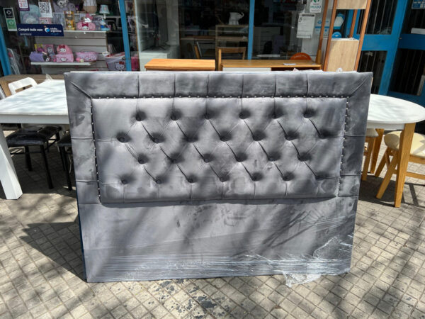 D_922284-MLA79581996328_102024-F.jpg Respaldo Para Sommier Tapizado- Capitone Con Tachas 1.60 Mts