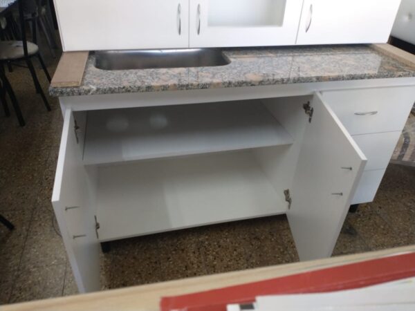 Bajo Mesada 120 X 82 X 56- 2 Puertas- 3 Cajones- Melam 15 Mm