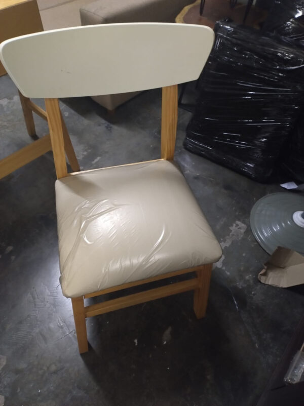 Juego De 6 Sillas Curvas Mediterraneo. Pino Lustrado Cod 140