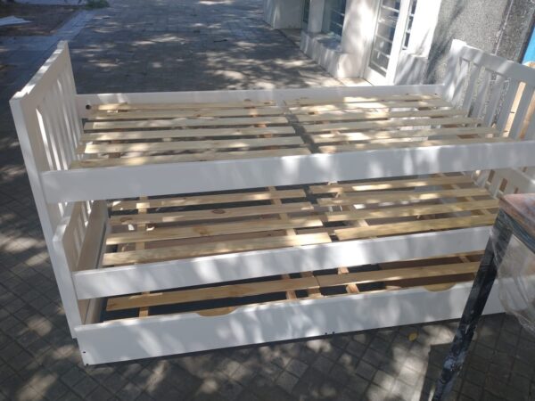 Cama Nido Triple Con Carro Cama- Pino Lustrado- Cod. 109