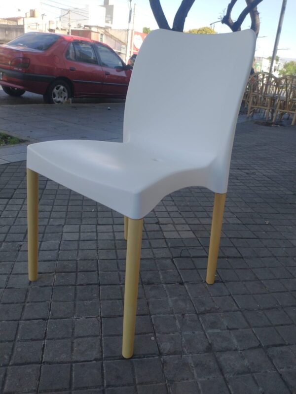 Silla Cocina Comedor. Casco Pvc- Patas De Madera- Mara