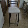 Banqueta Taburete Alto. Con Respaldo De Caño Y Asiento Tapiz