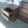 Combo Comoda Chiffonier 4 Cajones, 1 Puerta + 2 Mesas De Luz