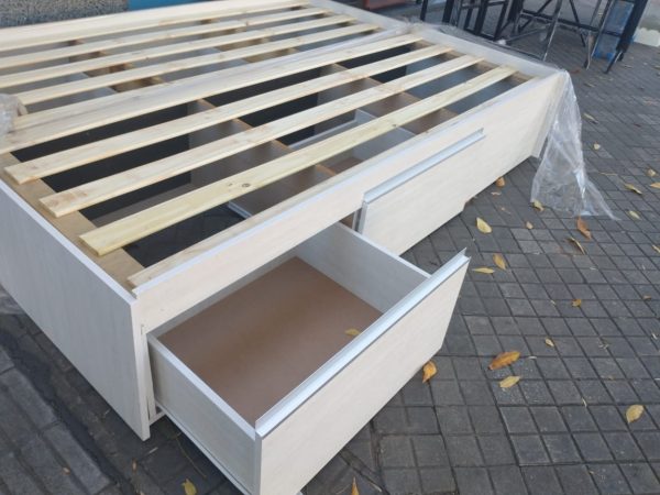 Base Box Para Sommier Con 4 Cajones Correderas Metalicias