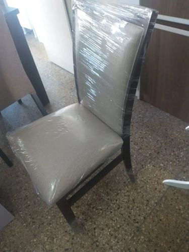 Silla Cocina Comedor Guatambu Enrique Con Respaldo Tapizado.
