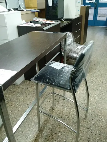 Mesa Barra Desayunador. Tapa Melamina Base Cromada 120 X 45.