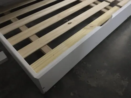 Carro Cama Pino Lustrado Para Colchon De 80 X 190