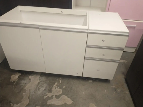 Bajo Mesada 2 Puertas, 3 Cajones. 140 X 85 X 60. Jb 140