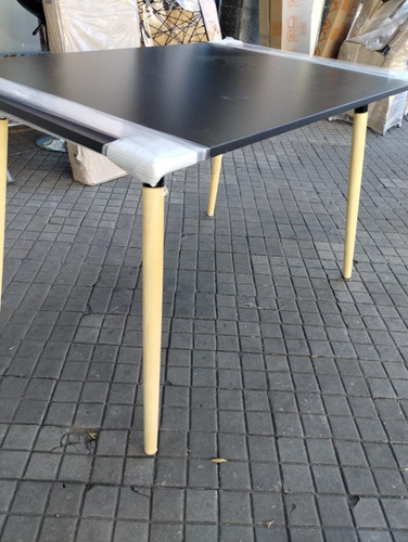 Mesa Cocina Comedor Kaunas. Tapa Melamina Base Made 120 X 82