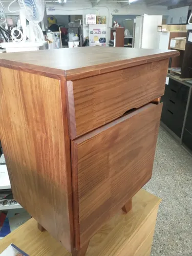 Mesa De Luz 1 Cajon, 1 Puerta. Tipo Escandinava- Cod. 126