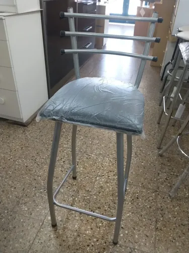 D_848907-MLA50290442643_062022-O.webp Banqueta Taburete Alto. Con Respaldo De Caño Y Asiento Tapiz