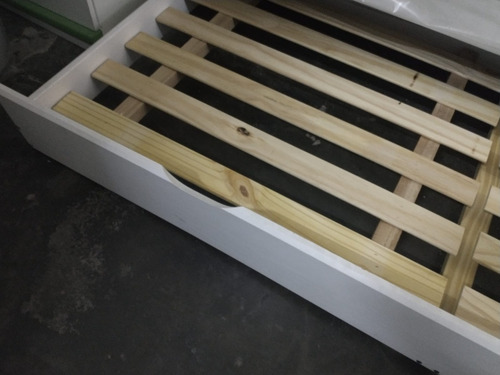 Carro Cama Pino Lustrado Para Colchon De 80 X 190