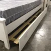 Cama 1 Plaza Laqueada Elegante - Con Mesa De Luz- Cod. 800