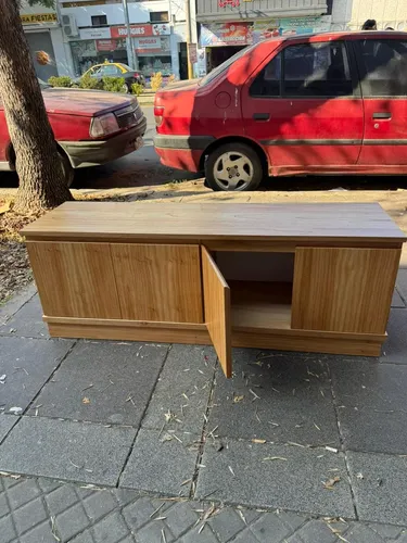 Rack Bahiut 4 Puertas. Enchapado Paraiso 1.35 X 0.50 X 0.40